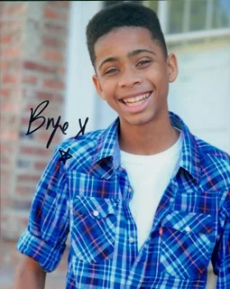 Bryce Xavier autograph