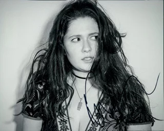 Emma Kenney autograph