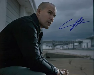 Coby Bell autograph