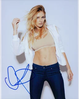 Alyssa Julya Smith autograph