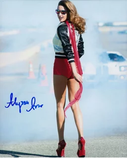 Alyssa Arce autograph