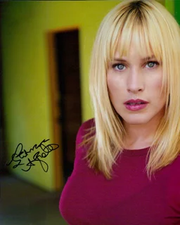 Patricia Arquette autograph