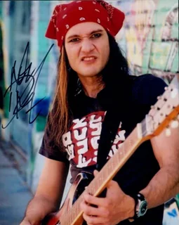 Neil D'Monte autograph