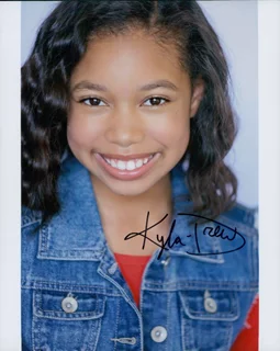 Kyla-Drew autograph