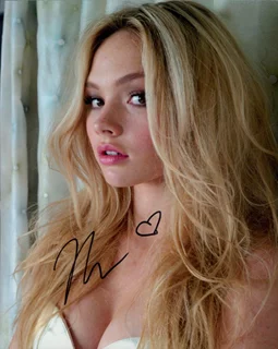 Natalie Alyn  Lind autograph