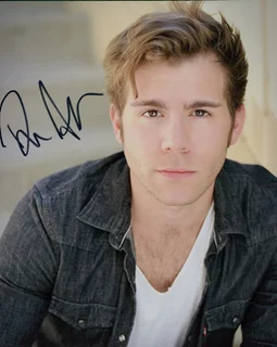 Devin Archer autograph