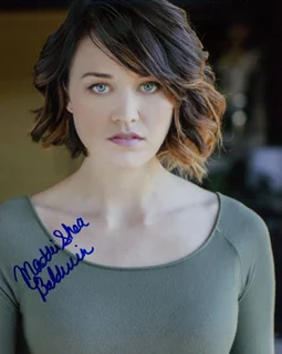 Maddie Shea Baldwin autograph