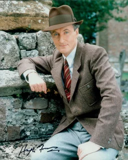 Hugh Fraser autograph