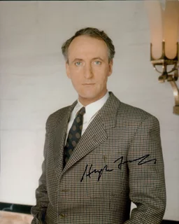 Hugh Fraser autograph