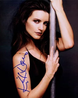 Kristin Davis autograph