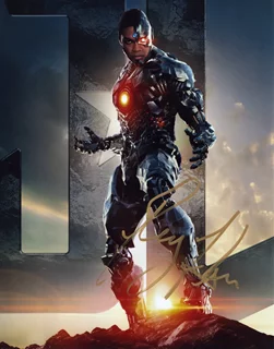 Ray Fisher autograph