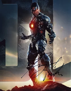 Ray Fisher autograph
