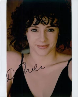 Danielle Taddei autograph