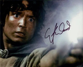 Elijah Wood autograph