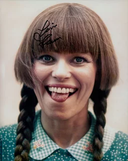 Louise Lasser autograph