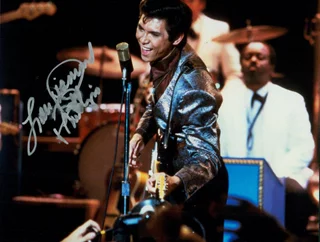 Lou Diamond Phillips autograph