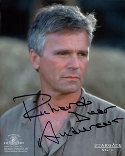 Richard Dean Anderson autograph