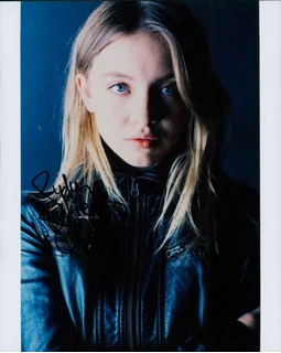 Sydney Sweeney autograph
