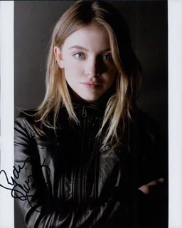 Sydney Sweeney autograph