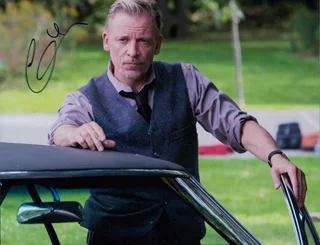 Callum Rennie autograph