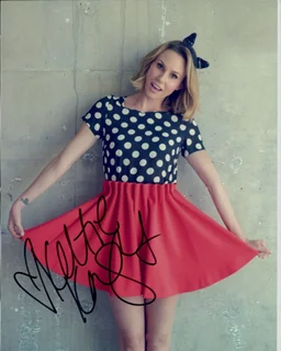 Keltie Knight autograph