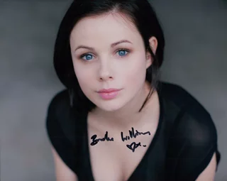 Brooke Williams autograph