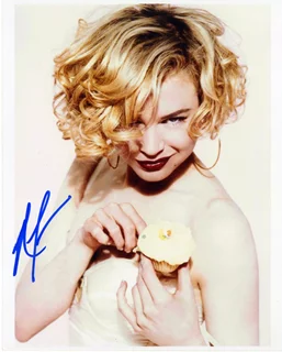 Renee Zellweger autograph