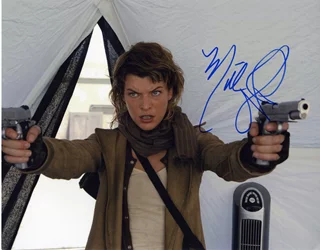 Milla Jovovich autograph