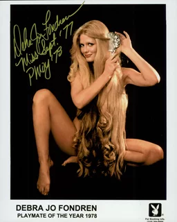 Debra Jo Fondren autograph