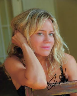 Tamara Clatterbuck autograph