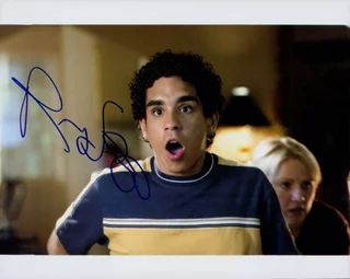 Ray Santiago autograph