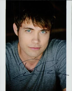 Drew Seeley autograph