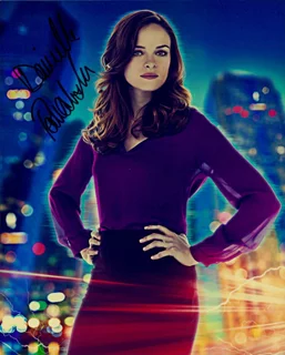 Danielle Panabaker autograph