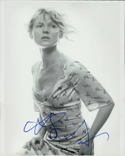 Amy Seimetz autograph