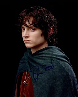 Elijah Wood autograph