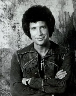 Tom Jones autograph