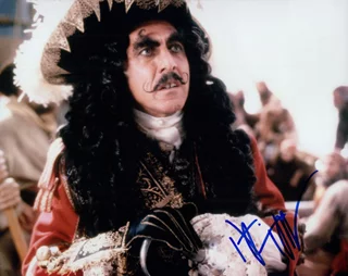 Dustin Hoffman autograph