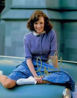 Lea Thompson autograph