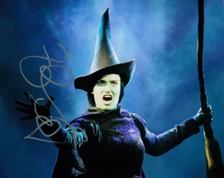 Idina Menzel autograph