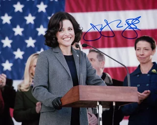 Julia Louis Dreyfus autograph
