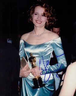 Geena Davis autograph
