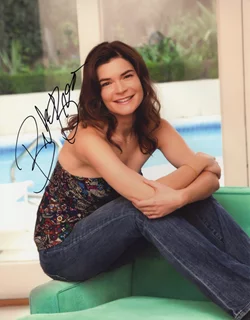 Betsy Brandt autograph
