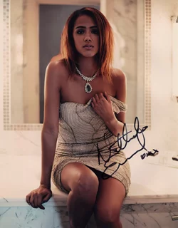 Nathalie Emmanuel autograph