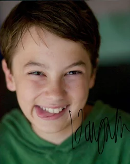 Hayden Byerly autograph