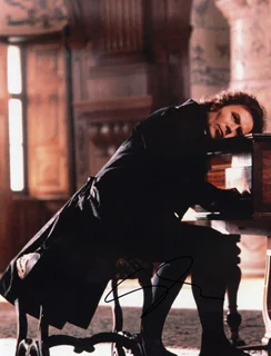 Gary Oldman autograph