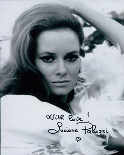 Luciana Paluzzi autograph