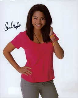 Camille Hyde autograph