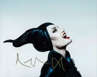 Angelina Jolie autograph