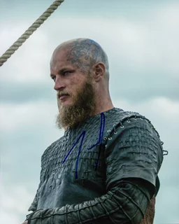 Travis Fimmel autograph