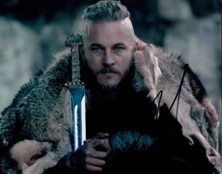 Travis Fimmel autograph